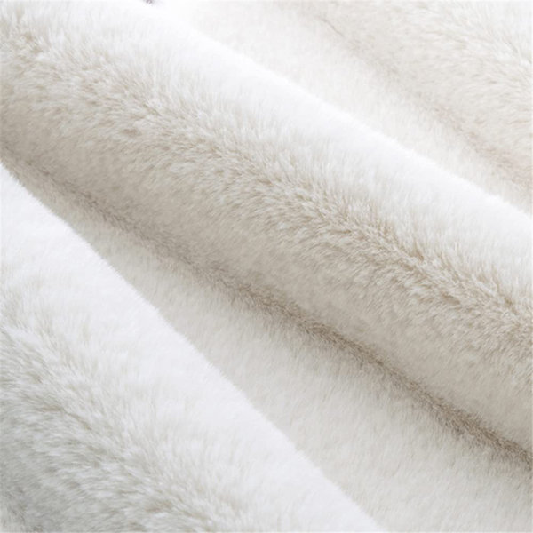 HERVEY White Faux Rabbit Fur Rug Luxury Soft Faux Fur Novelty Rug